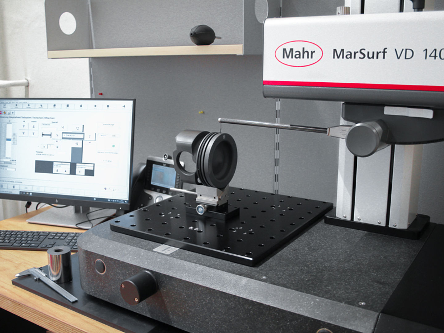 MarSurf VD 140: 测量一个部件。 